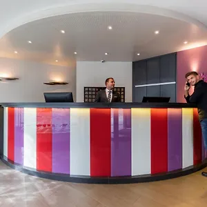 3* Otel Les Nations